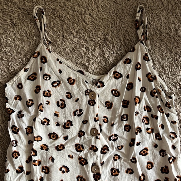 Leopard Print Tank Top - Picture 2 of 6